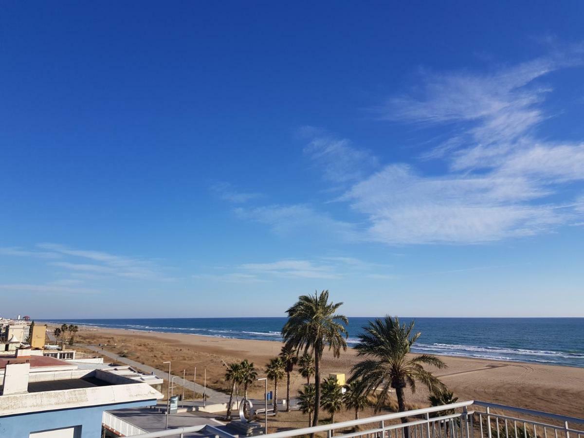 Mogaver Beach Castelldefels Apartment Exterior photo